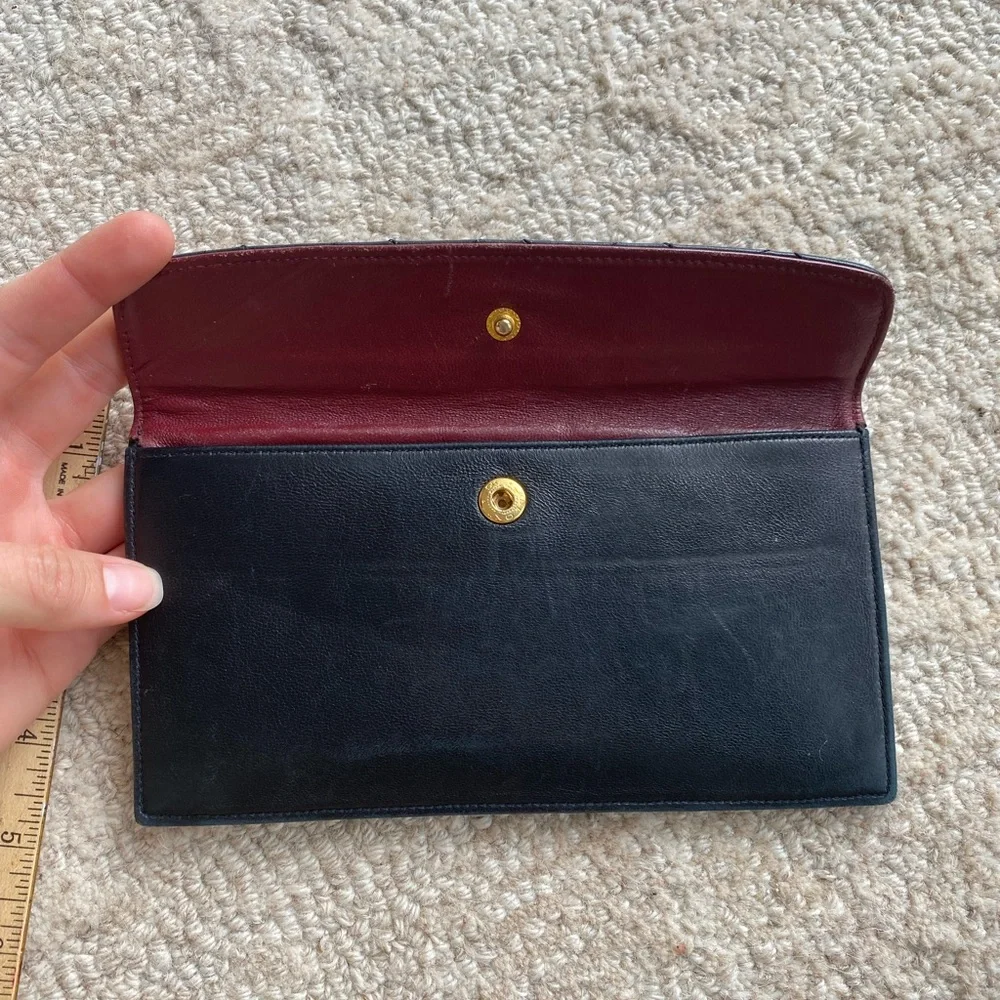 Vintage CHANEL Black Quilted Wallet with Gold Logo - Picture 6 of 16